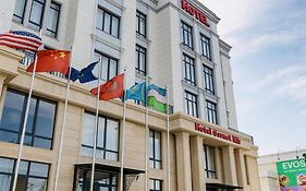 Garnet Mir Hotel